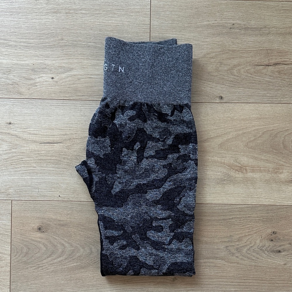 NVGTN Gray Camouflage Leggings - Picture 4 of 4